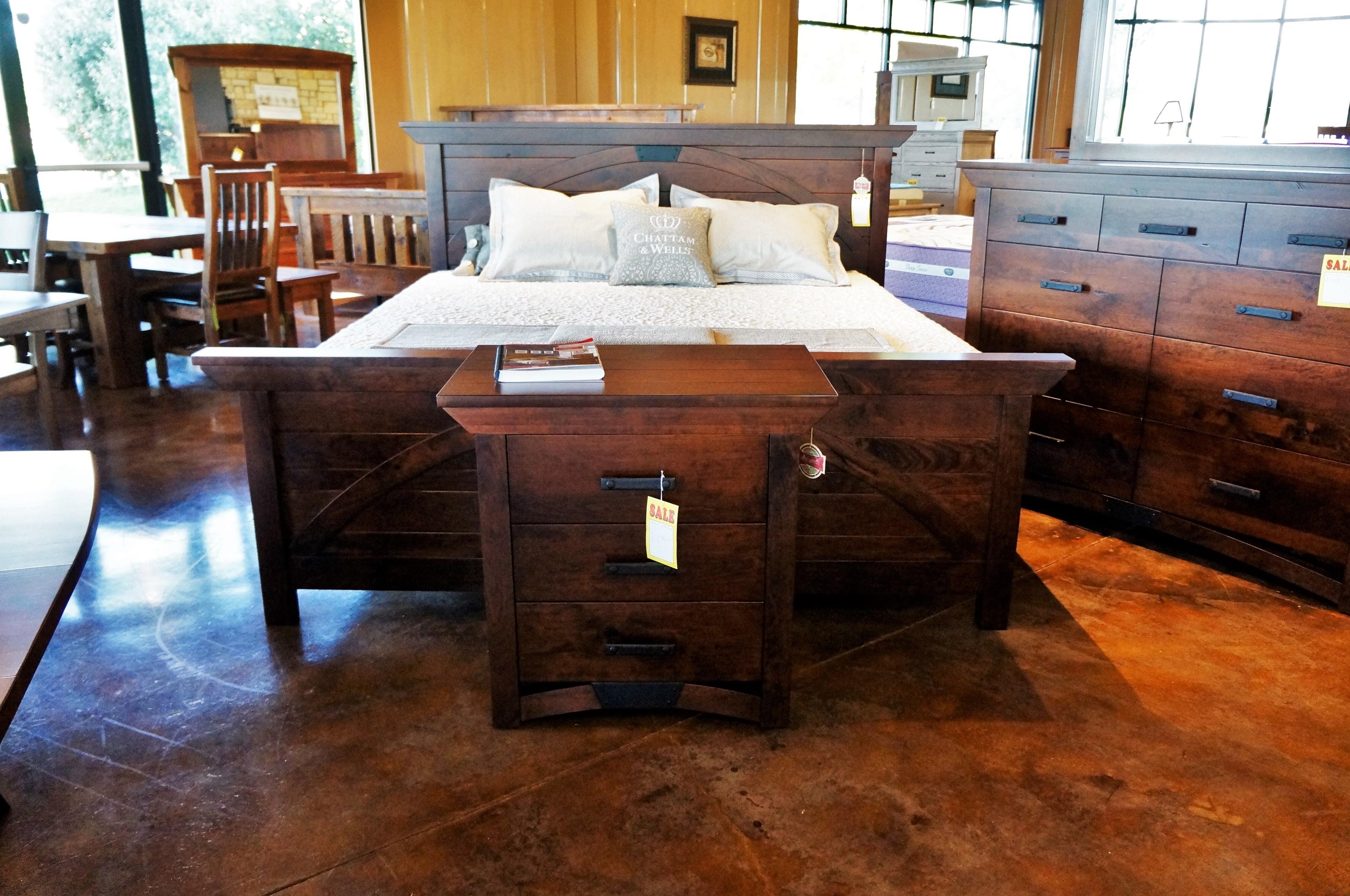 Simply Amish B and O Railroad SBTRB05B3K28 Queen Size Trestle Bridge